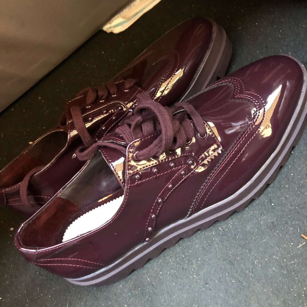 Burgundy oxfords